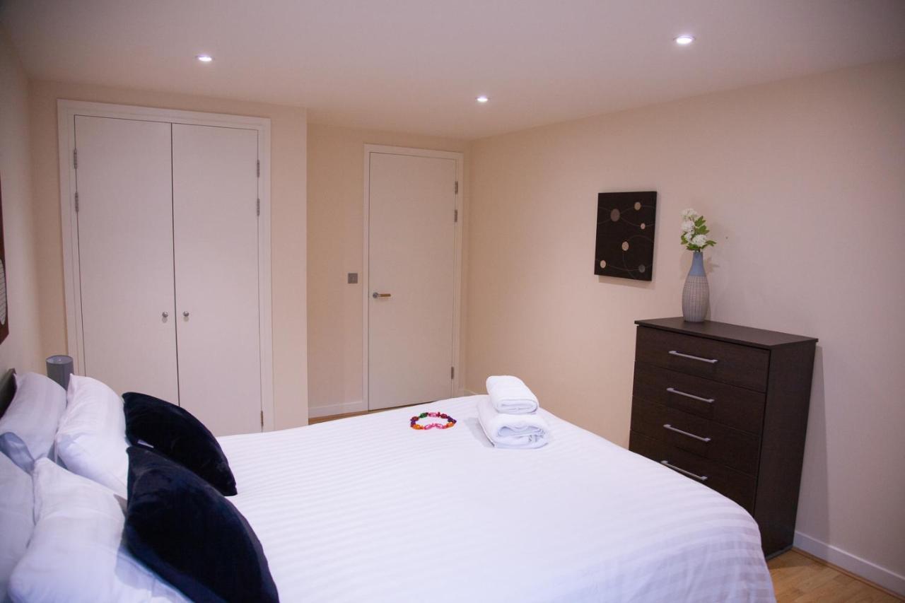 Canary Wharf Retreat - Serviced Apartments Londra Esterno foto